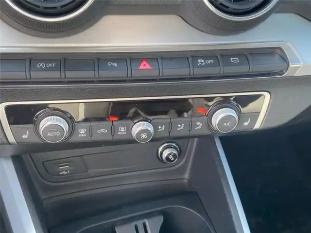 Audi Q2 35 tfsi cod 150 s tronic 7 — photo 26