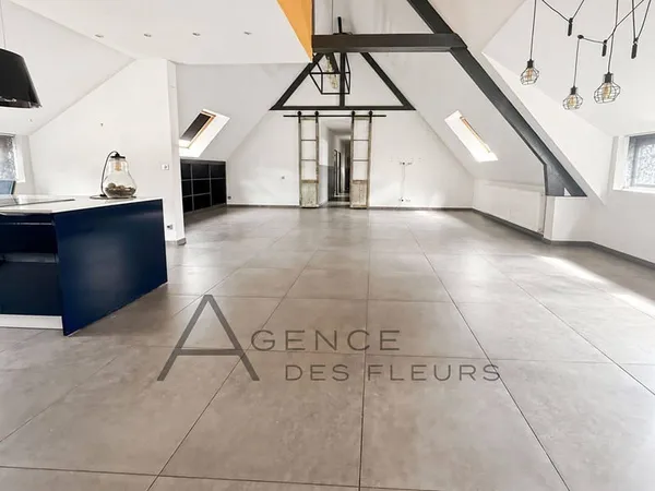Appartement 6 pièces 186 m²