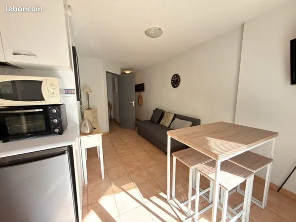 Appartement 50 m de la plage
