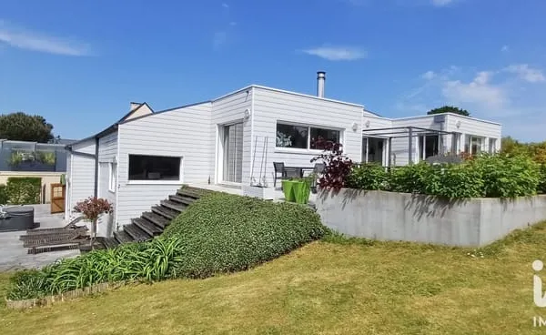 Maison 6 pièces 177 m²