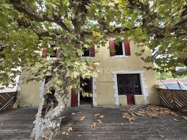 Immeuble 6 pièces 215 m²
