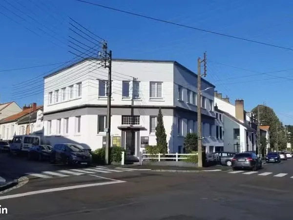 Bureaux 133 m²