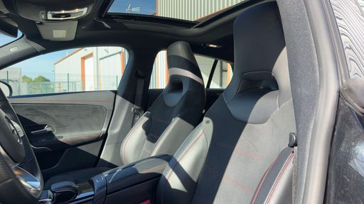 Mercedes Classe CLA Shooting  Brake 200 163 7G-DCT - AMG Line – 2019 – 63085 km – Essence – Boîte Automatique — photo 6