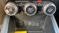 Renault Captur 1.6 E-Tech hybride rechargeable 160ch Intens -21 — photo 16