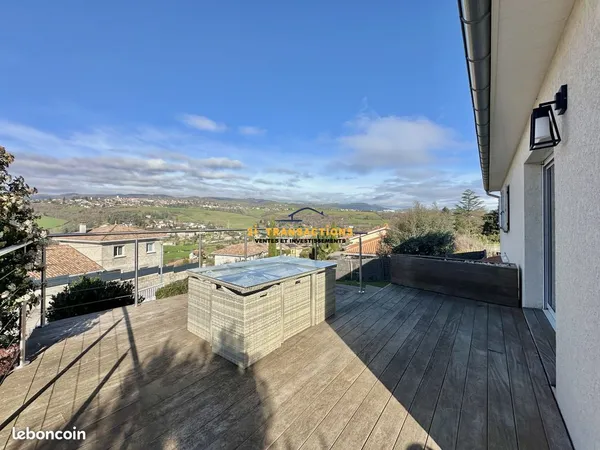 Maison 5 pièces 145 m²