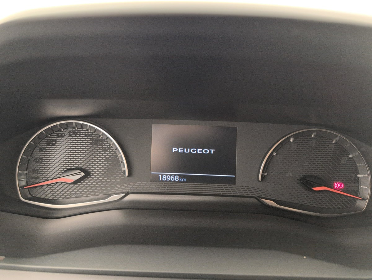 Peugeot 2008 — photo 23