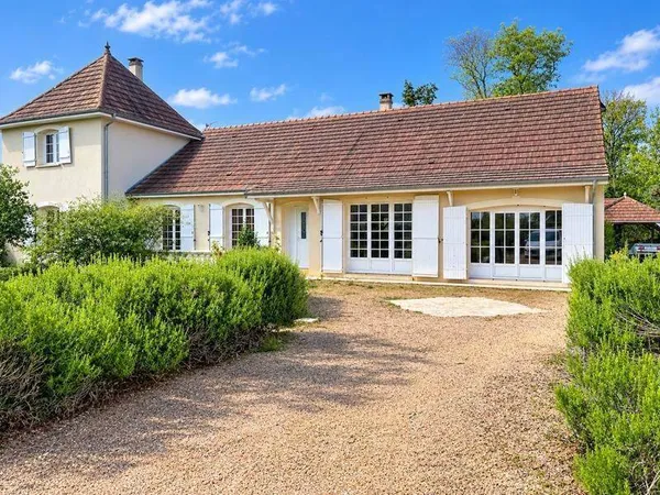 Maison 7 pièces 165 m²