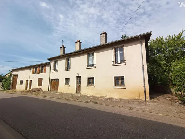 Maison 11 pièces 325 m²