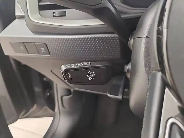 Audi A1 sportback 25 tfsi 95 ch s tronic 7 — photo 23
