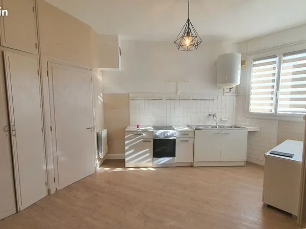 Appartement 100m du port