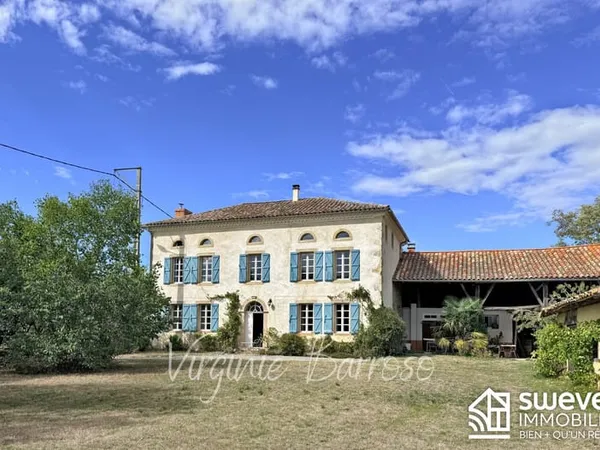 Maison de Maître d'environ 300m² - Vue Pyrénées