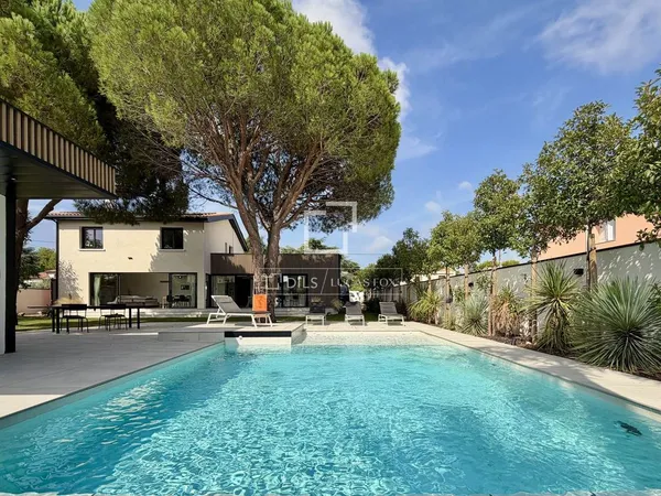 Villa 210 m²