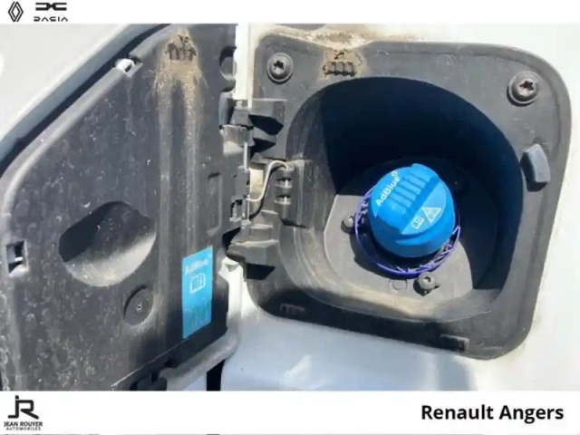 Renault Master fg f3500 l2h2 2.3 blue dci 110ch confort - 16990? ht — photo 4