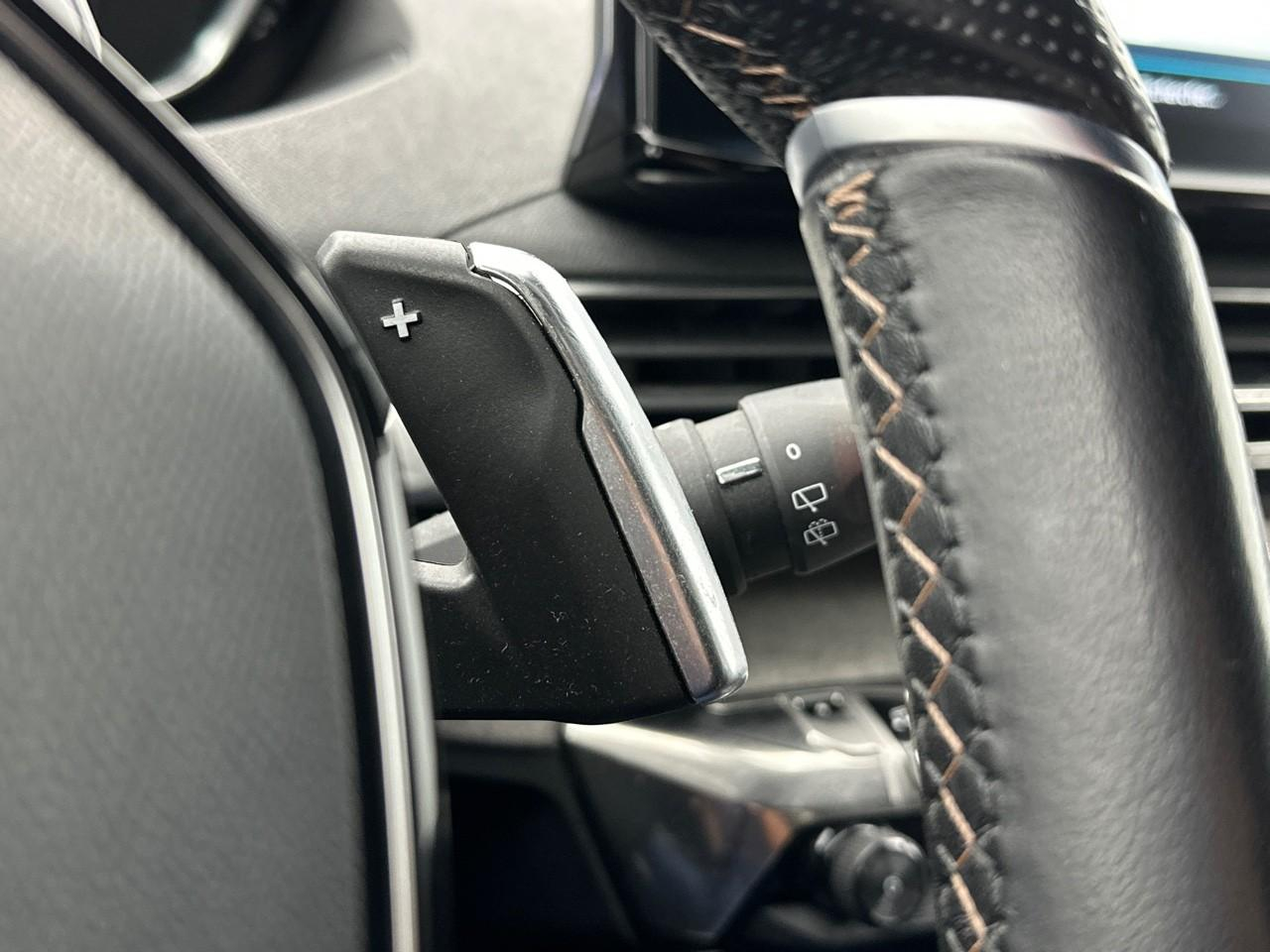 Peugeot 3008 hybrid 225 e-eat8 gt — photo 21