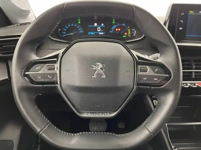 Peugeot 208 electrique 50 kwh 136ch — photo 87