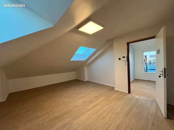 Bureau à louer - Immeuble neuf à Avranches