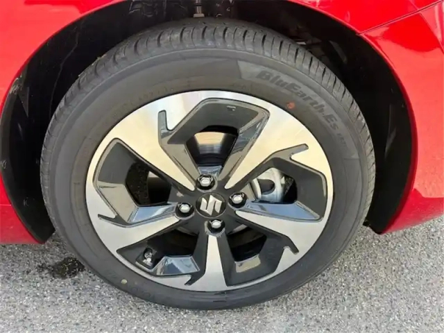 Suzuki Swift 1.2 dualjet hybrid auto — photo 34