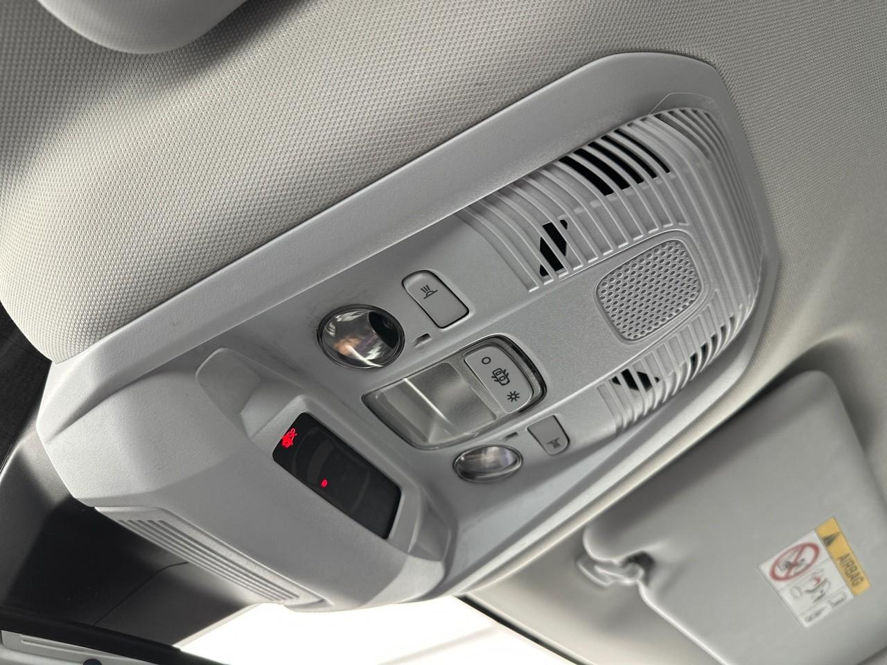 Peugeot 3008 puretech 130ch s&s eat8 style — photo 32