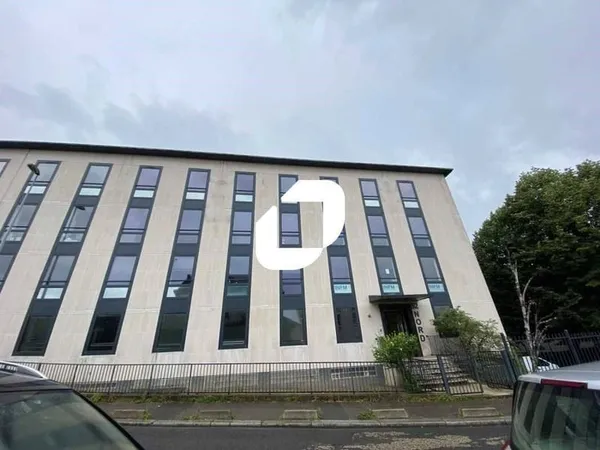 Bureaux 103 m²
