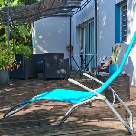 Appartement 55m², Terrasse 25m². Edf, eau, internet Compris