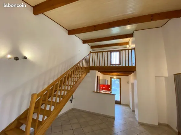 Studio mezzanine