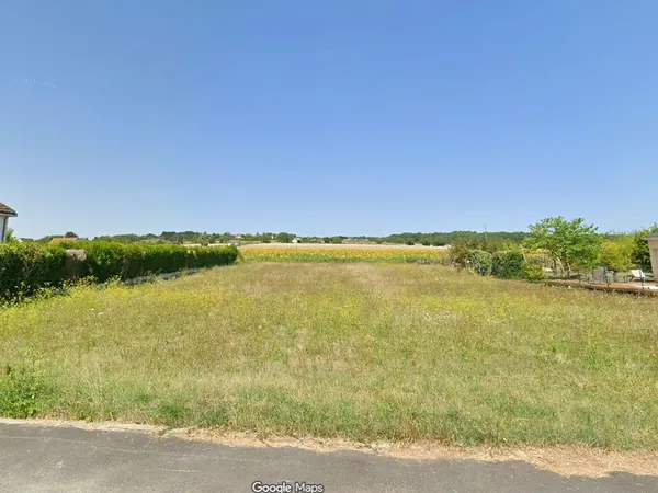 Terrain 1930 m²