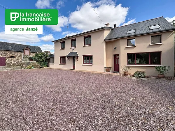 Maison Retiers 143.98 m2