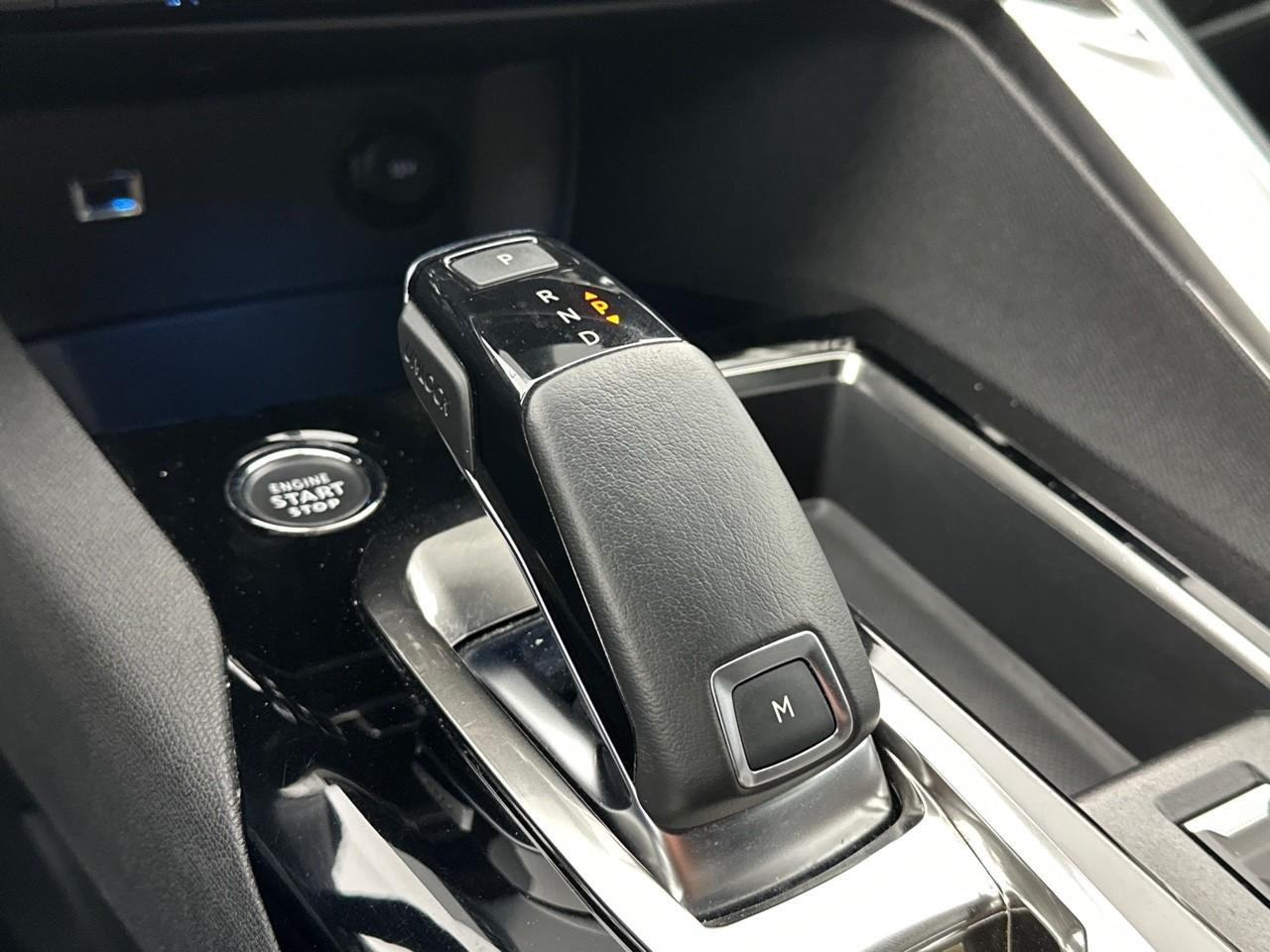 Peugeot 3008 puretech 130ch s&s eat8 gt — photo 30