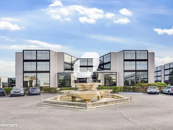 Bureau 1 234 m²