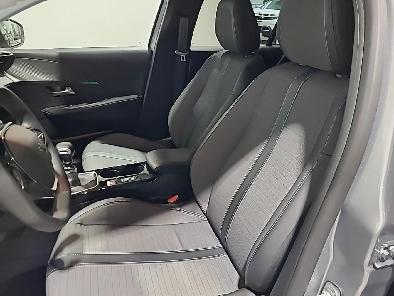 Peugeot 208 puretech 100 s&s bvm6 allure — photo 10
