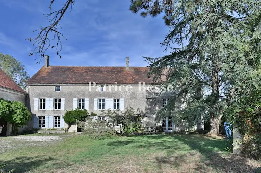 Ferme 10 pièces 400 m²