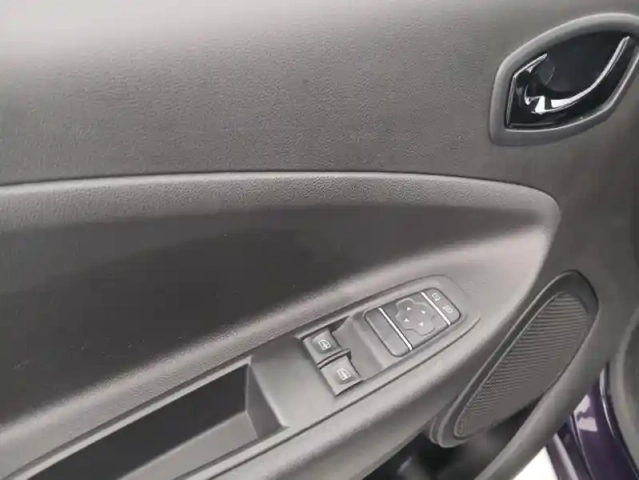 Renault Zoé e-tech electrique r110 - 22b equilibre — photo 54
