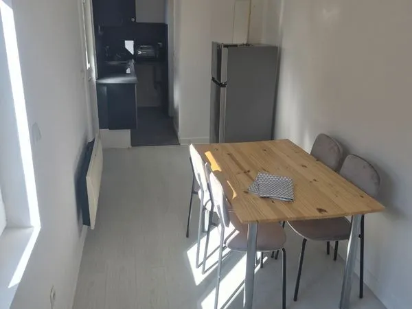 Petite maison meublée