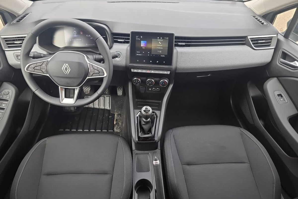 Renault Clio 5 — photo 12