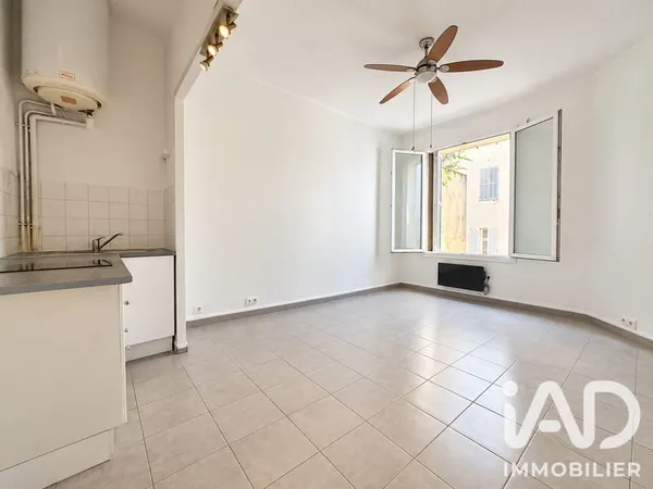 Studio 1 pièce 24 m²