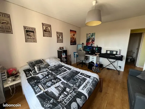 Studio 1 pièce 35 m²