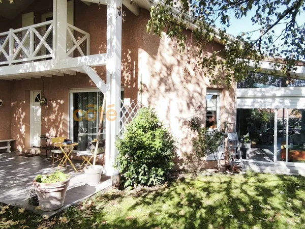 Votre maison clé en main au coeur d'un jardin arboré, quartier du Beillet
