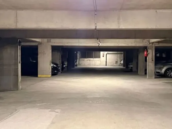 Parking 11 m²