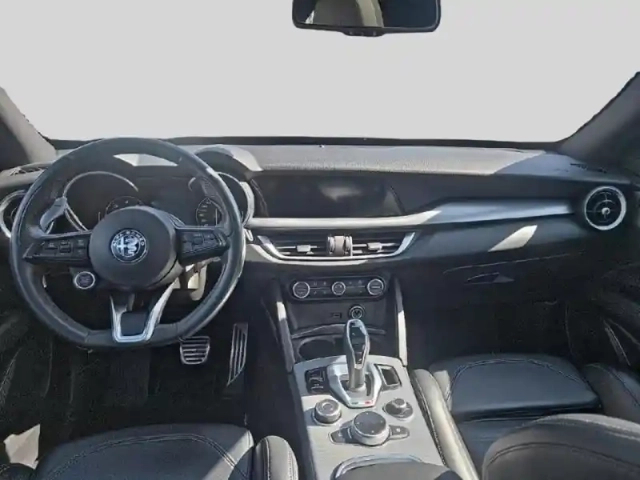 Alfa Romeo Stelvio 2.2 diesel 190ch sprint q4 at8 my22 — photo 8