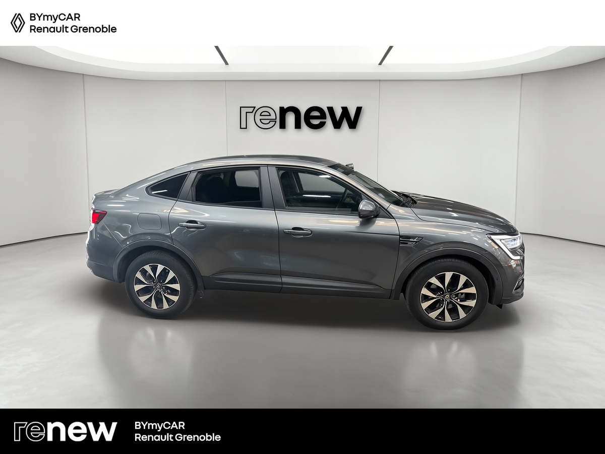 Renault Arkana E-Tech hybride 145 - 22 — photo 6