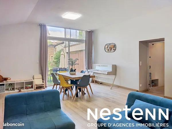 Maison 8 pièces 200 m²