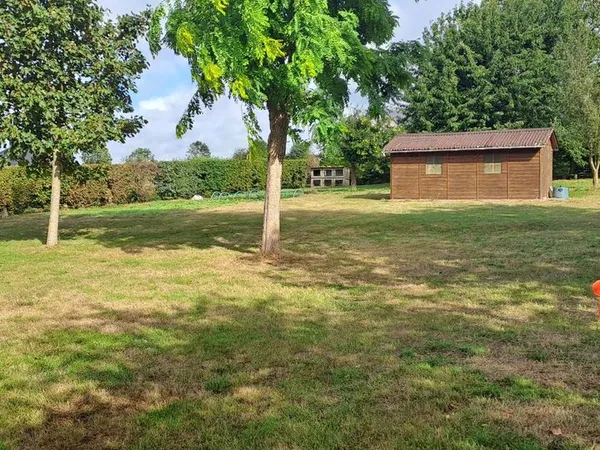 Terrain 832 m² Bourg Achard