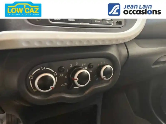 Renault Twingo iii 0.9 tce 90 energy — photo 14