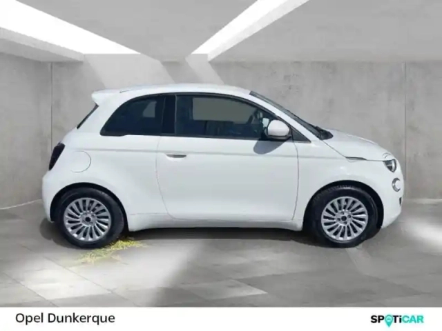 Fiat 500 e 118ch my23 — photo 4