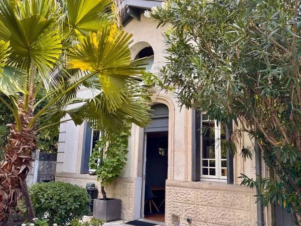 Maison avec piscine et dépendance - Le Bouscat