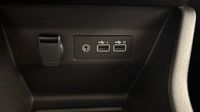 Renault Clio 1.5 Blue dCi 100ch Evolution - 24 — photo 30