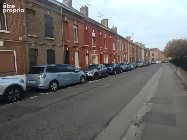 Maison rue riolan avec terrain et terrasse proche de la gare