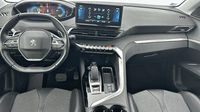 Peugeot 3008 HYBRID 225ch Allure Pack e-EAT8 — photo 8
