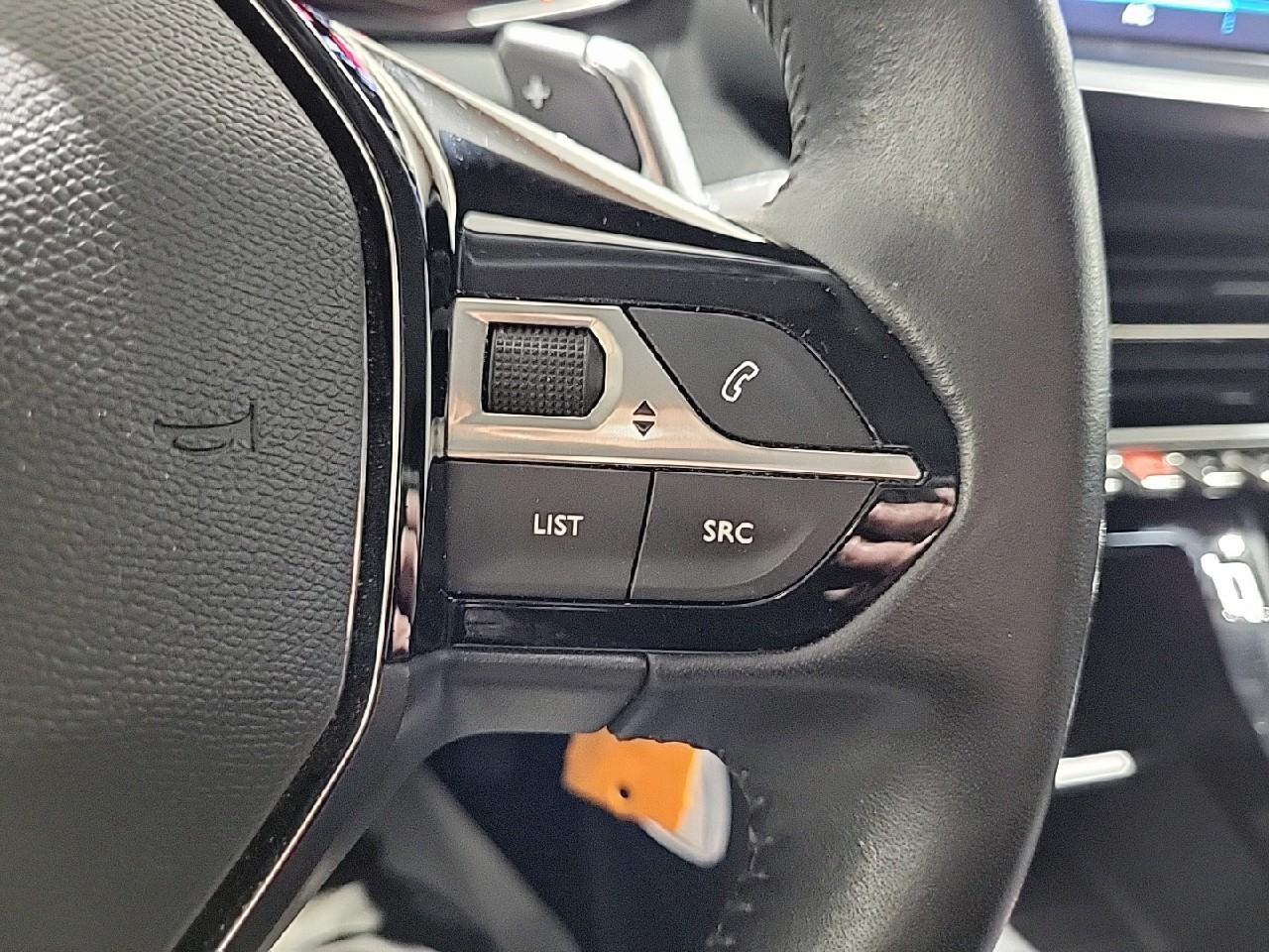 Peugeot 2008 puretech 130 s&s eat8 style — photo 19