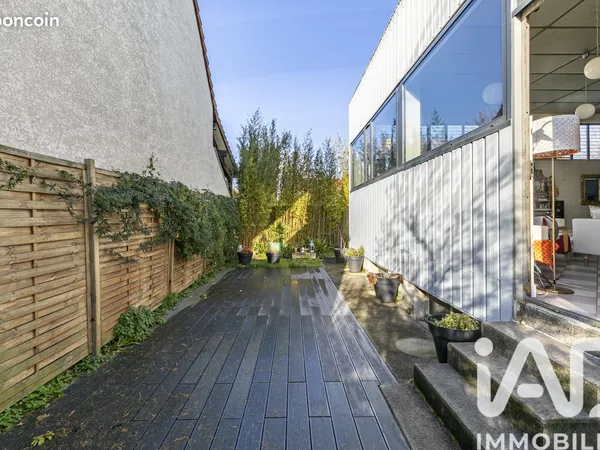 Maison 7 pièces 200 m²